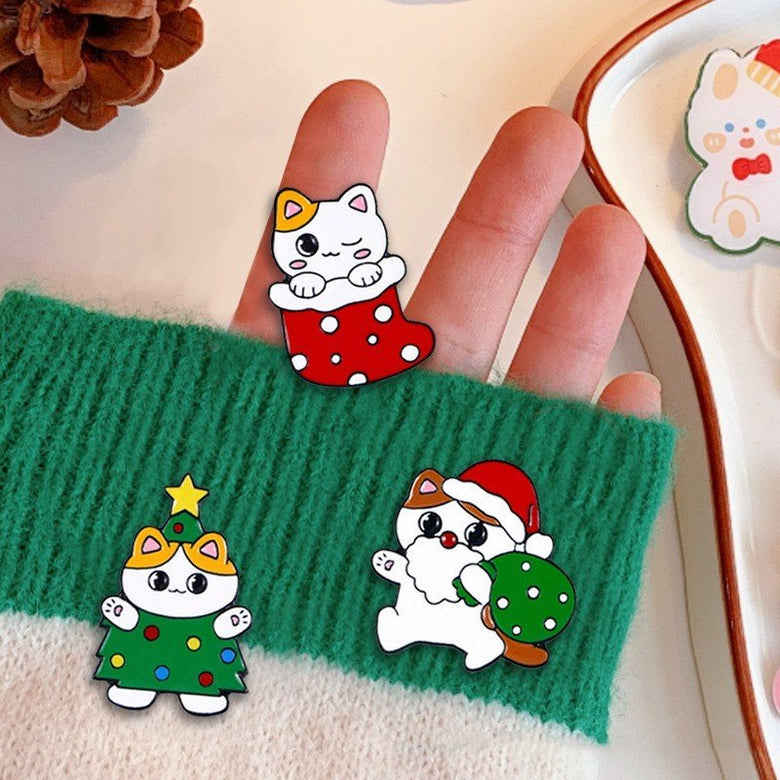 Christmas Brooch Original Cartoon Cat - PawfectPicks